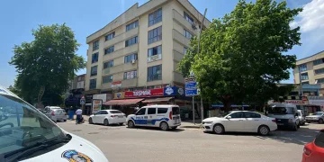 4. kattan düştü, yaralı kurtuldu