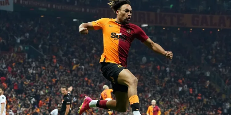 Galatasaraylı Sacha Boey, Fransa U21 Takımı kadrosundan çıkarıldı