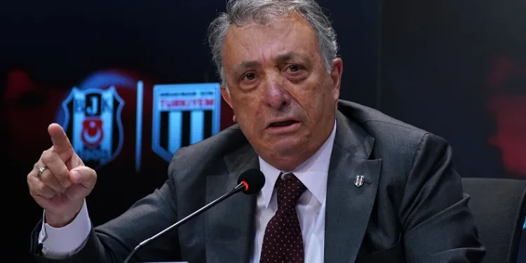 Beşiktaş Başkanı Çebi’den zehir zemberek açıklamalar