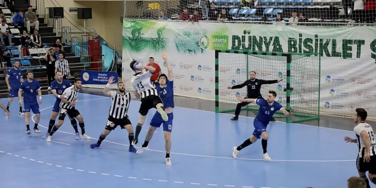 Beşiktaş Hentbol Takımı’nda Oliver Roy Camino dönemi