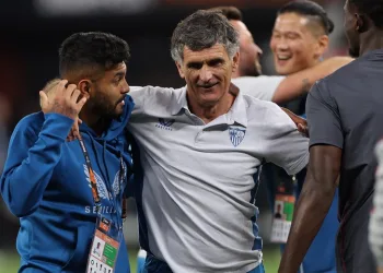 Jose Medilibar, Avrupa’da ilk kupasını Sevilla ile kazandı