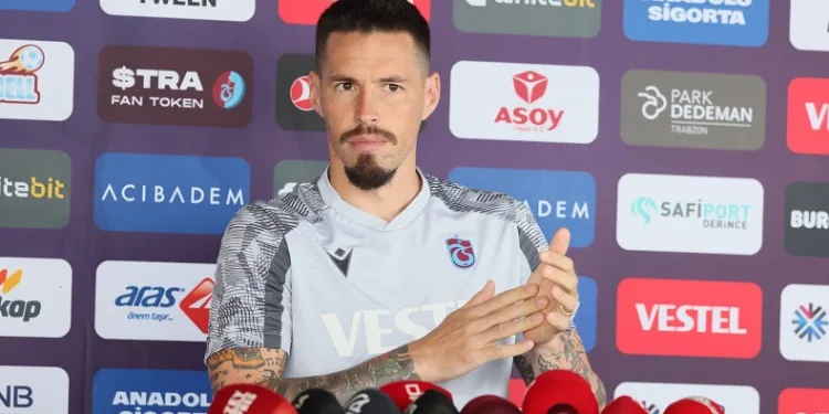 Trabzonsporlu futbolcu Marek Hamsik: “Futbol kariyerimi sonlandırıyorum”