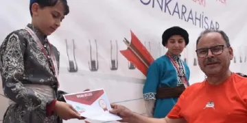 Tavşanlılı küçük okçu Türkiye ikincisi oldu