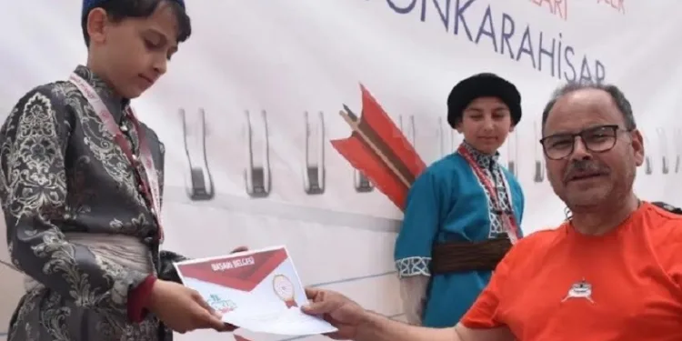 Tavşanlılı küçük okçu Türkiye ikincisi oldu