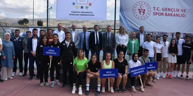 Şırnak’ta üniversiteler arası Tenis Bölge Şampiyonası başladı