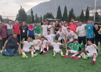 Salihli Belediyespor U17’de şampiyon