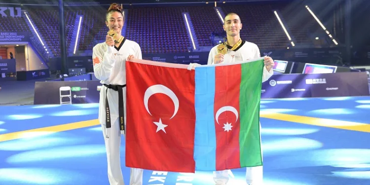 26. Dünya Tekvando Şampiyonası’nda Hakan Reçber ve Nafia Kuş’tan çifte altın madalya