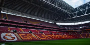 Nef Stadyumu’nda 14. Galatasaray – Fenerbahçe derbisi