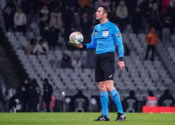 Galatasaray-Fenerbahçe derbisinin hakemi Abdulkadir Bitigen oldu