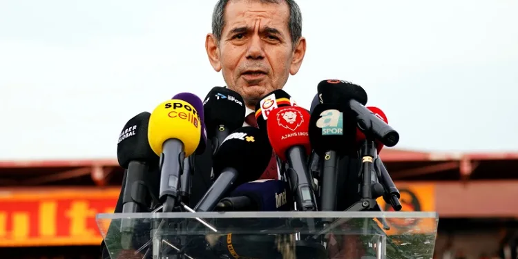Galatasaray Başkanı Dursun Özbek: “Ali Bey’i yemeğe davet ettim”
