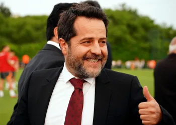 Galatasaray Sportif AŞ Başkan Vekili Erden Timur: “Sezon bittiğinde açıklayacağım”