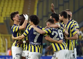 Fenerbahçe deplasman serisini derbide sürdürmek istiyor