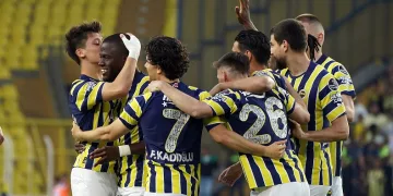 Fenerbahçe deplasman serisini derbide sürdürmek istiyor