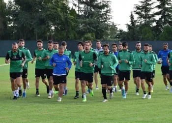 Denizlispor, 3 koldan temasta