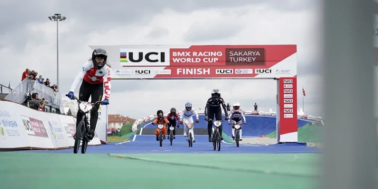BMX World Cup Sakarya’da fırtına estirdi