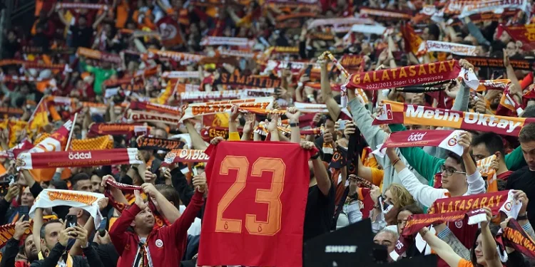 Galatasaray – Fenerbahçe derbisini 51 bin 5 taraftar izledi
