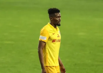 Bernard Mensah Kayserispor’a veda etti