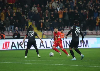 Sivasspor ile Kayserispor 32. randevuda