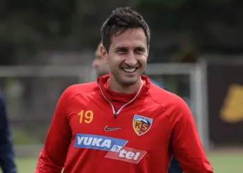 Kayserispor’da Mario Gavranovic takımdan ayrıldı