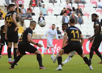 Spor Toto Süper Lig: DG Sivasspor: 1 – Kayserispor: 1