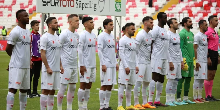 Sivasspor ligdeki 8. beraberliğini aldı