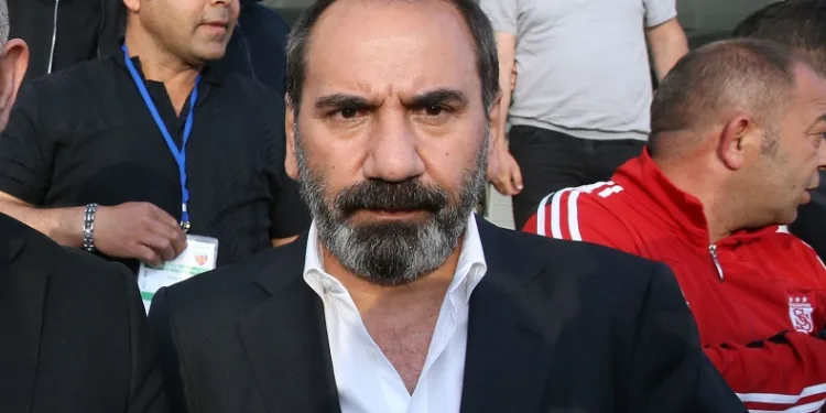 DG Sivasspor Kulübü Başkanı Mecnun Otyakmaz’dan adaylık açıklaması: “Açıklama yapacağız”