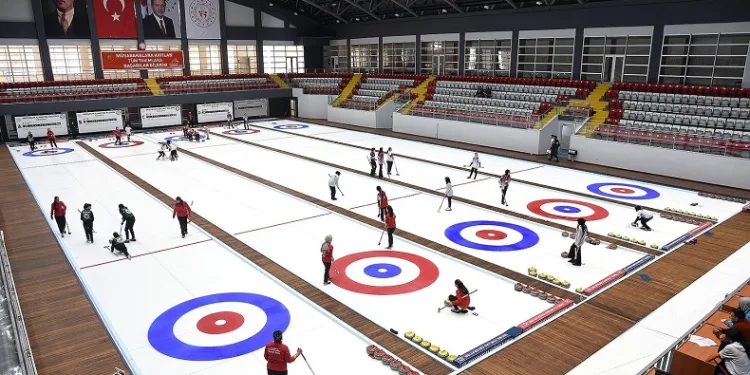 Erzurum’da Curling heyecanı