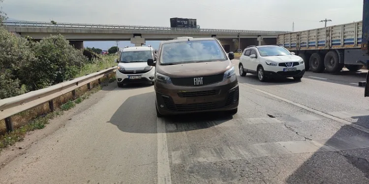 Bursa’da sıfır kilometre minibüsü çalan zanlı yakalandı