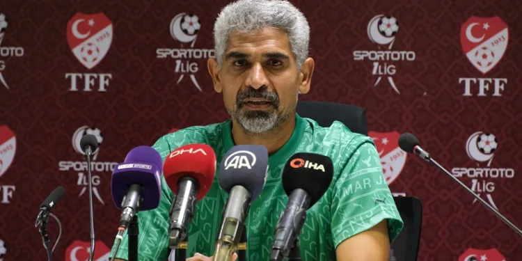 Bodrumspor Teknik Direktörü İsmet Taşdemir: “Oyuncularım 10 kişi kalmalarına rağmen çok istediler ama yetmedi”