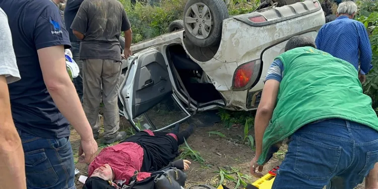 Otomobil kontrolden çıkarak takla attı