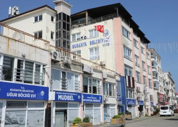 Mudanya Belediye Binası restore ediliyor