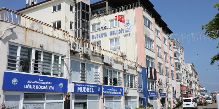 Mudanya Belediye Binası restore ediliyor