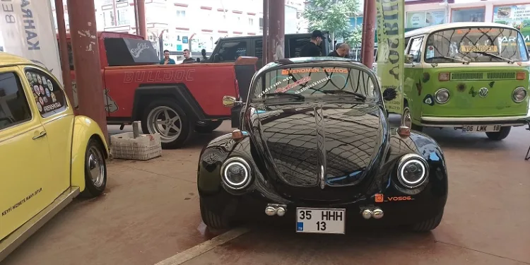 Modifiye araçlar Başkent’i süsledi