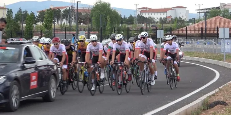 Uluslararası Road Race Kırıkkale 2.2 UCI Bisiklet Yarışları devam ediyor