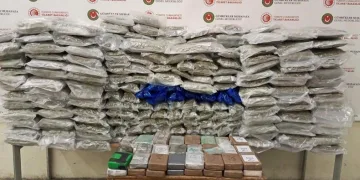 462 kilo uyuşturucu ele geçirildi