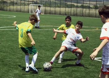 Geleceğin futbol yıldızları yetişiyor