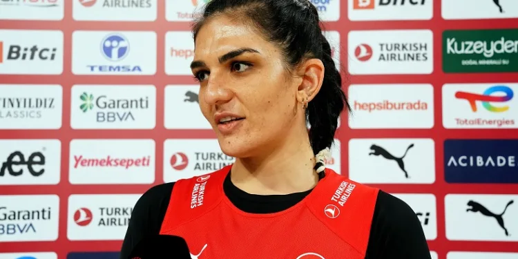 A Milli Kadın Basketbol Takımı oyuncusu Esra Ural Topuz: “Güzel bir turnuva bizi bekliyor”