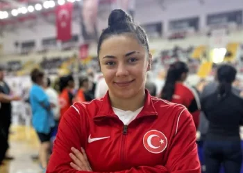 Bozüyüklü Başak Duman Türkiye ikincisi oldu