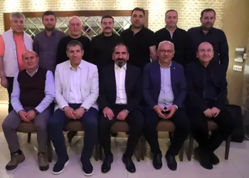 Sivasspor’da Mecnun Otyakmaz, yönetim kuruluna teşekkür etti