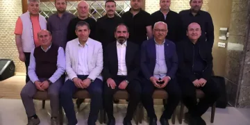 Sivasspor’da Mecnun Otyakmaz, yönetim kuruluna teşekkür etti