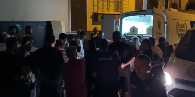 Bursa’da kayınpeder damadının boğazını kesti