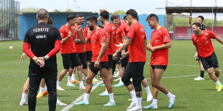 A Milli Takım, Galler maçının hazırlıklarını tamamladı