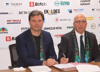 Kocaelispor, teknik direktör Ertuğrul Sağlam ile 2 yıllık sözleşme imzalandı