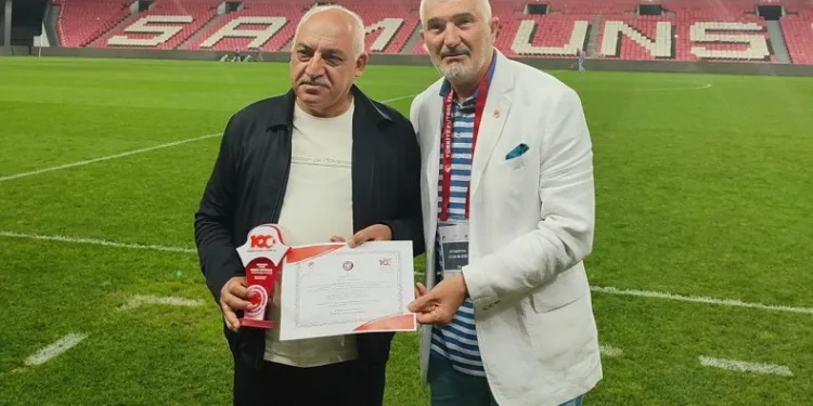 TÜRFAD’dan milli maça özel ‘vefa’ plaketleri