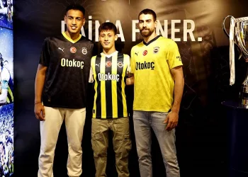 Fenerbahçe’nin yeni sezon formaları tanıtıldı