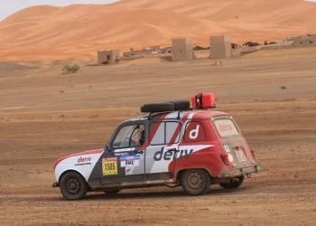 4L Trophy rallisi Afrika’daki çocuklar için gerçekleşti