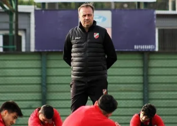 Elazığspor, Selahaddin Dinçel ile anlaştı