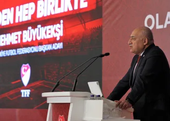 Mehmet Büyükekşi: “Yarı otomatik ofsayt teknolojisini Türk futboluna kazandırmak için çalışıyoruz”