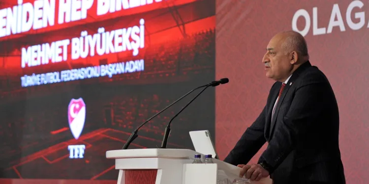 Mehmet Büyükekşi: “Yarı otomatik ofsayt teknolojisini Türk futboluna kazandırmak için çalışıyoruz”