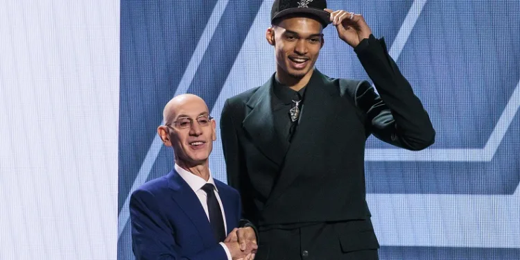 NBA’de San Antonio Spurs ilk sıradan Victor Wembanyama’yı seçti